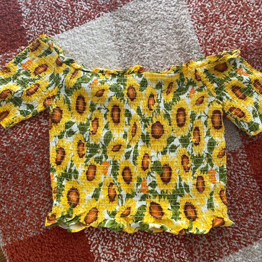 Forever 21 off the shoulder crop top